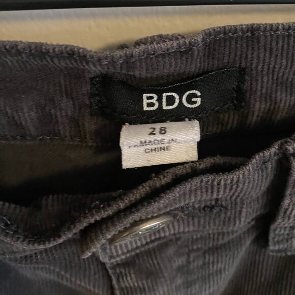 Urban Outfitters BDG High Rise Corduroy Cropped Flare Jeans | Black | Size 28 - Picture 5 of 11